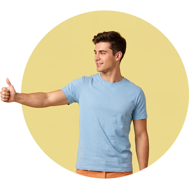 Experiential marketing – interacțiuni care lasă o impresie pozitivă Bărbat zâmbitor cu gest pozitiv, ilustrând satisfacția, implicarea și experiențele pozitive create prin experiential marketing
